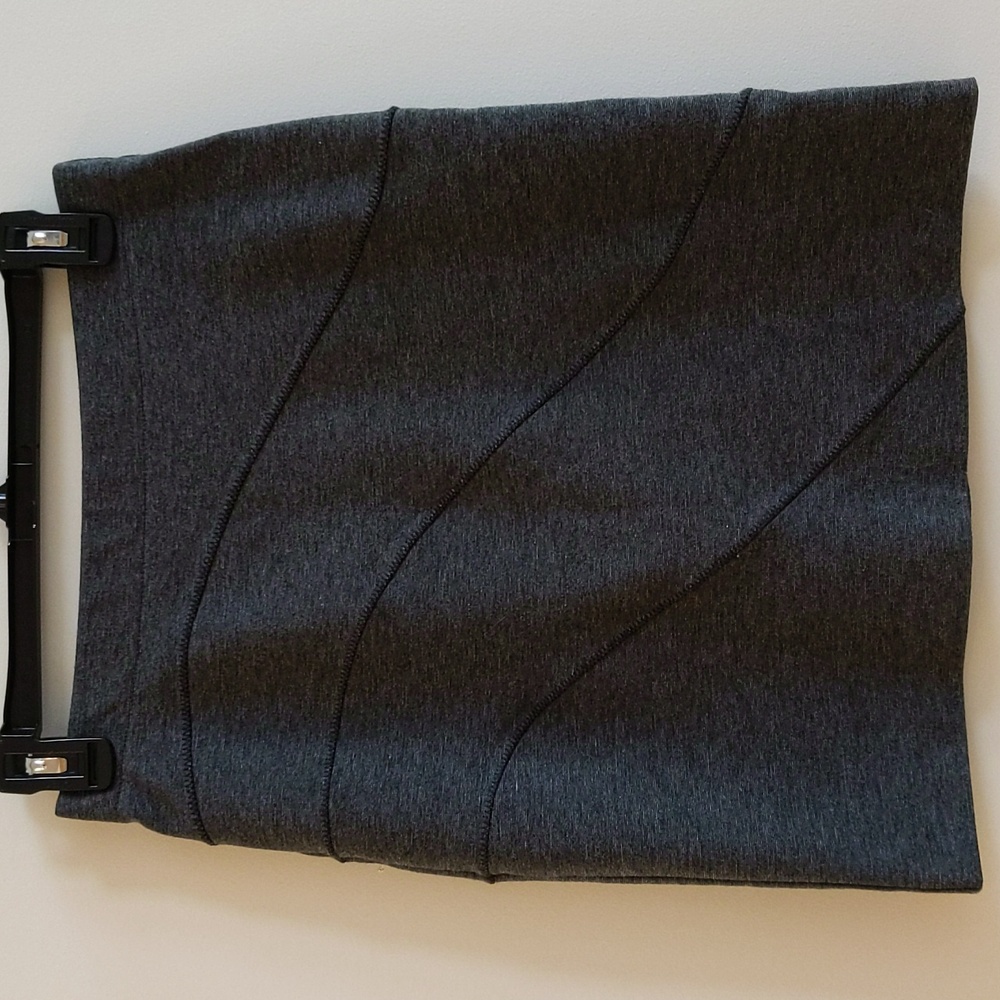 NWOT Women's Simply Vera Vera Wang Skirt XS Charcoal Grey